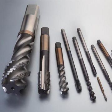 Gwintowniki maszynowe HSS z powłoką TiN, z wylotem spiralnym DIN371 M3-M50